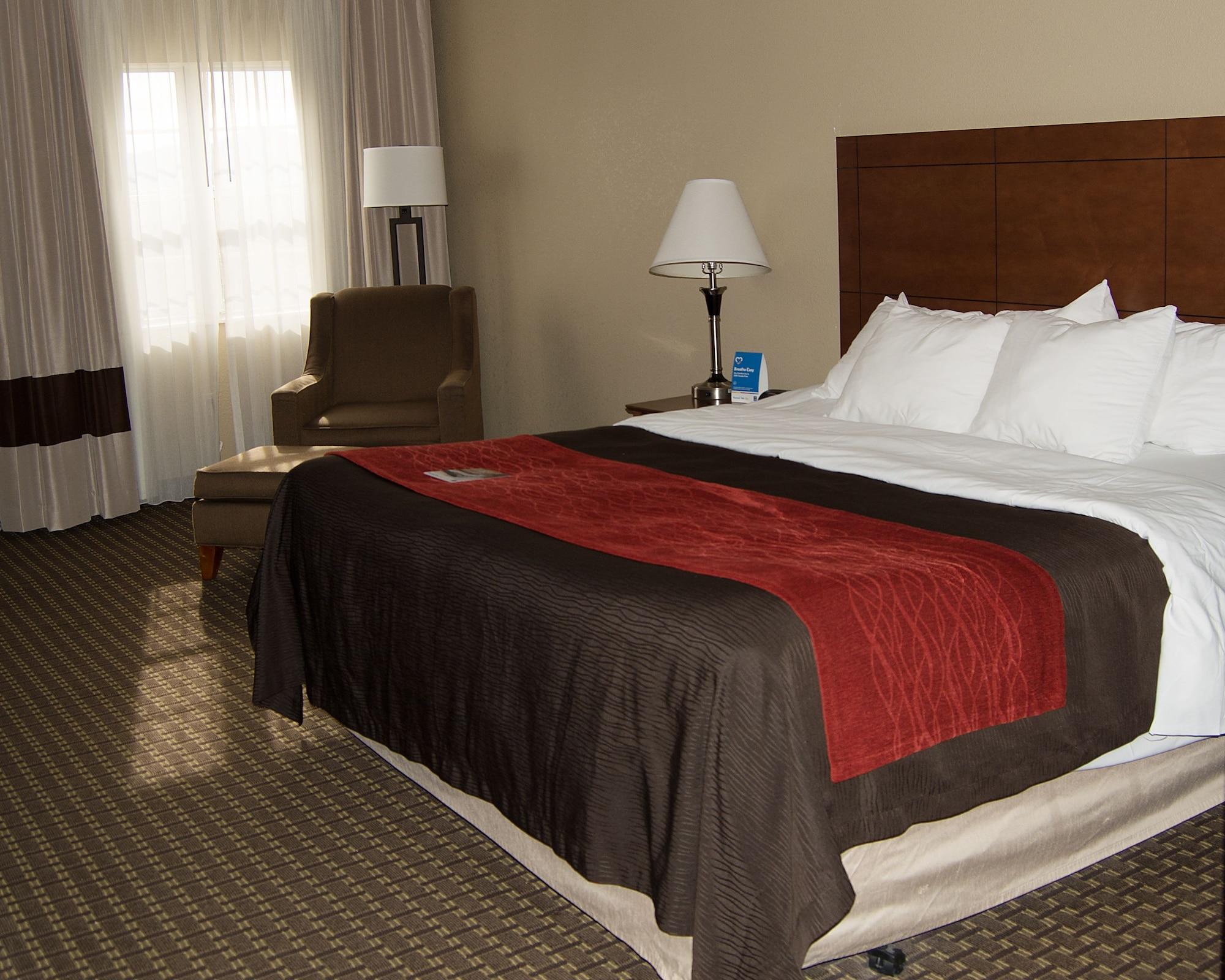 Comfort Inn & Suites Raphine - Lexington Near I-81 And I-64 Buitenkant foto