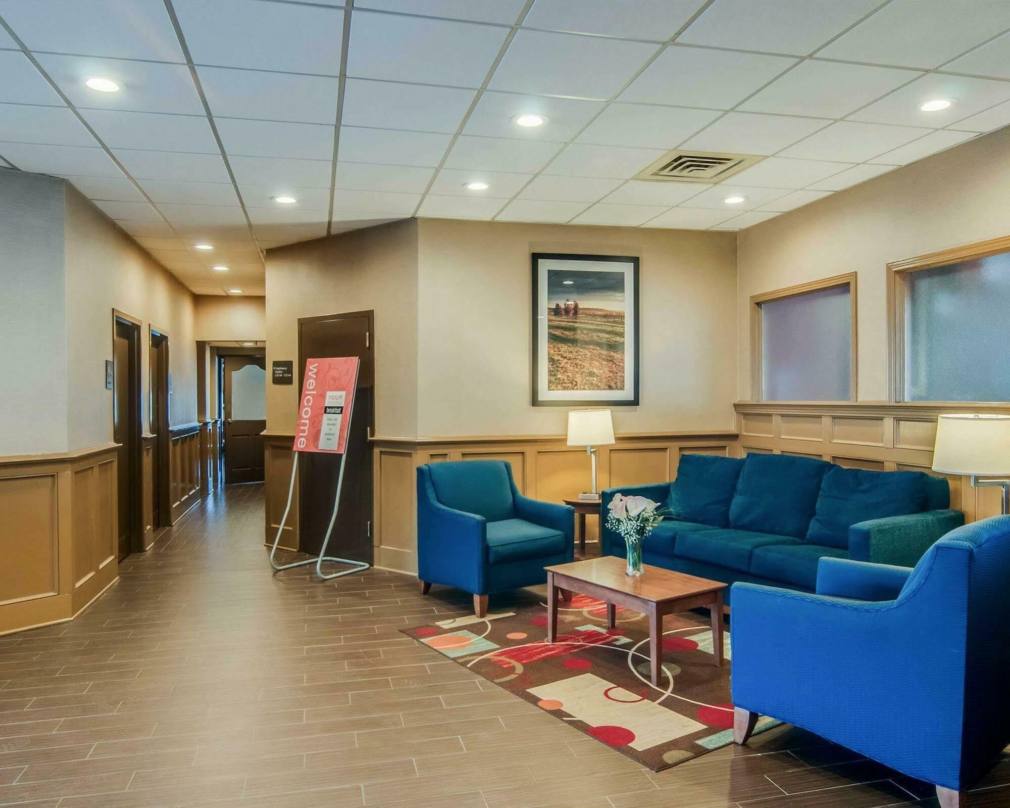 Comfort Inn & Suites Raphine - Lexington Near I-81 And I-64 Buitenkant foto